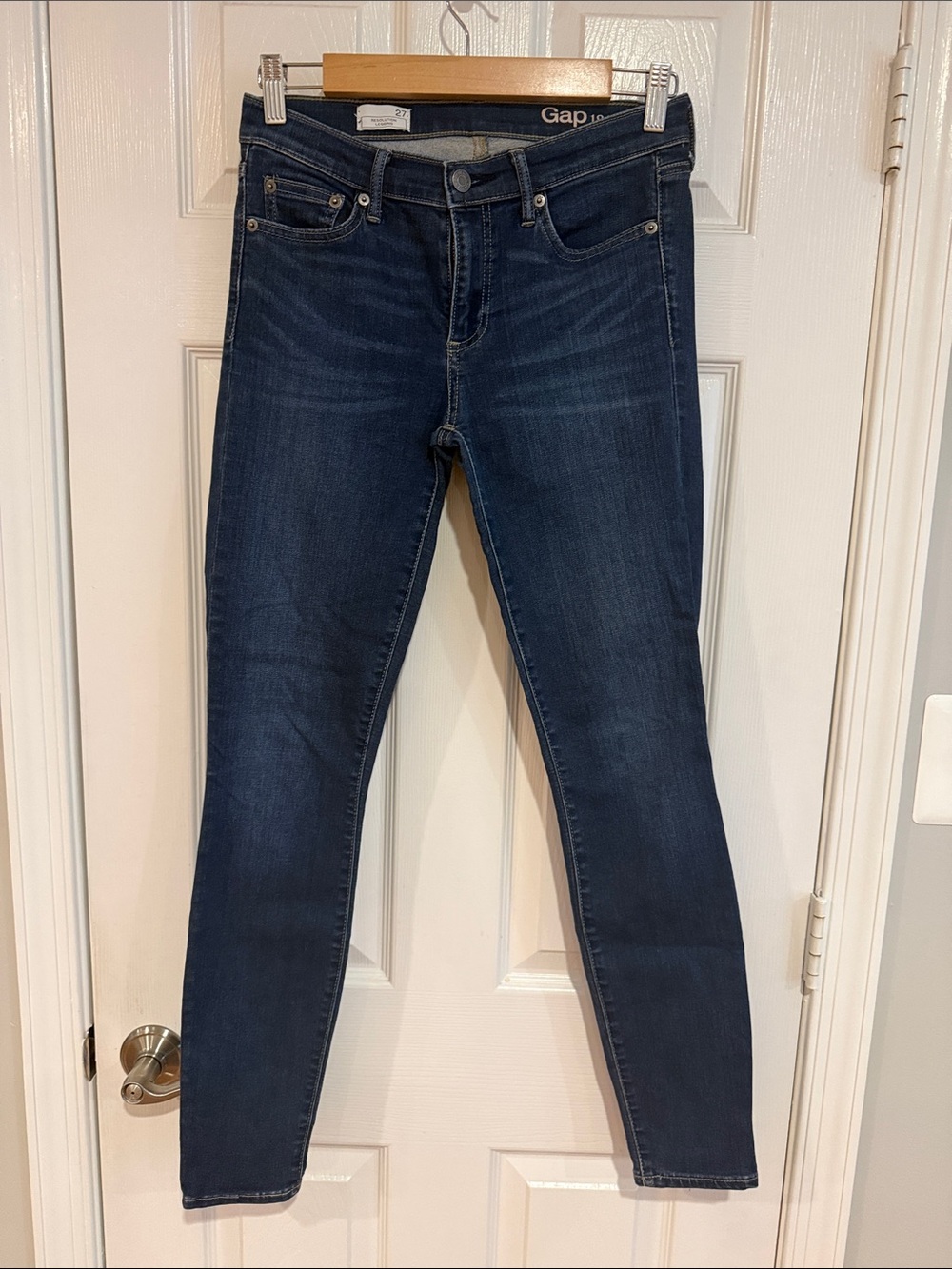 GAP Dark Indigo Resolution Legging Jeans, Size 27